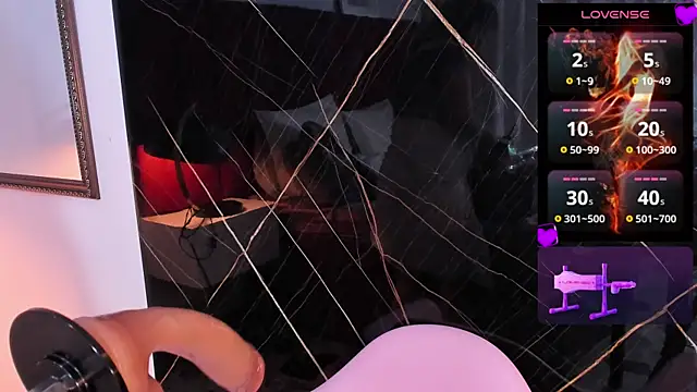 abby blond  online show from November 28, 2025, 12:08 pm