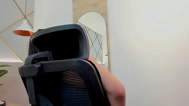 Snapshot of ValeSantoDomingo chatting on March 24, 2026, 10:59 pm ValeSantoDomingo online show from March 24, 2026, 10:59 pm
