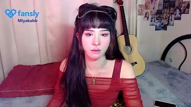 chakababe online show from April 4, 2026, 8:17 pm