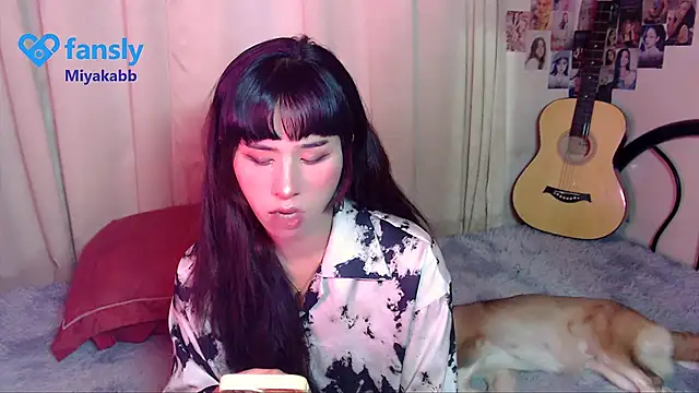 chakababe online show from April 5, 2026, 8:39 pm