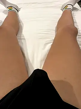 emirbaranpolat online show from October 26, 2025, 1:22 am