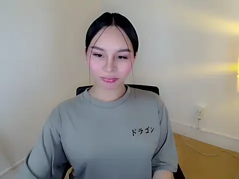 holly tabby online show from January 11, 2026, 8:47 pm