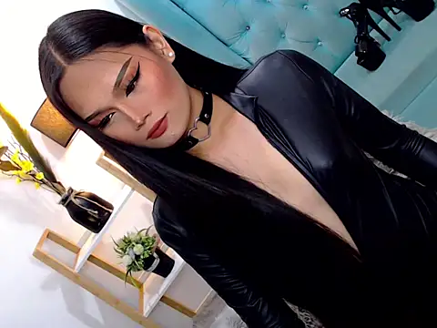 Cleofex online show from October 10, 2025, 10:42 pm