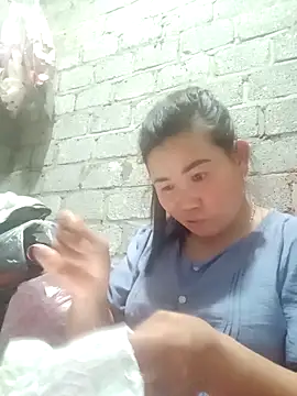 jienrrr online show from October 21, 2025, 1:01 pm