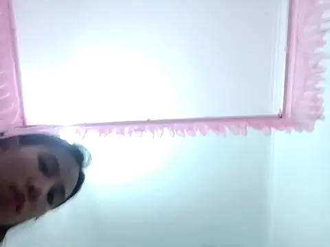 Snapshot of Sully990 chatting on October 16, 2025, 2:51 pm Sully990 online show from October 16, 2025, 2:51 pm