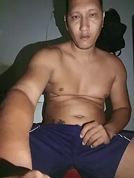 Snapshot of Tom_Hardy11 chatting on March 19, 2026, 9:13 am Tom Hardy11 online show from March 19, 2026, 9:13 am