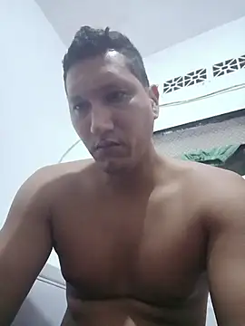 Snapshot of Tom_Hardy11 chatting on April 13, 2026, 10:43 am Tom Hardy11 online show from April 13, 2026, 10:43 am