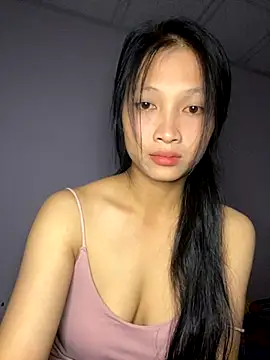 Snapshot of vyvy777 chatting on October 25, 2025, 3:51 pm vyvy777 online show from October 25, 2025, 3:51 pm