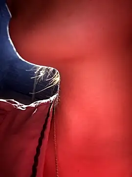 Zhan99999 online show from April 7, 2026, 12:16 pm