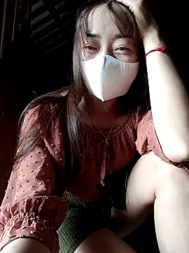 Zhan99999 online show from April 25, 2026, 2:47 am