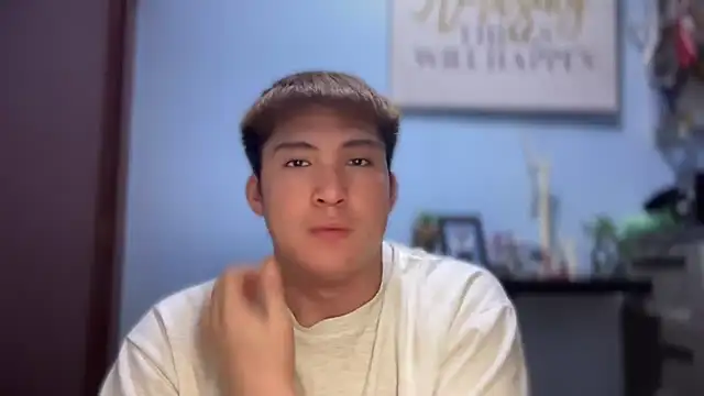 Snapshot of lovely_jay chatting on September 10, 2025, 12:21 am lovely jay online show from September 10, 2025, 12:21 am