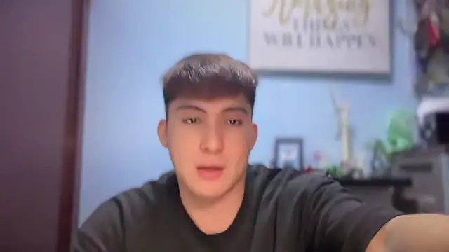 Snapshot of lovely_jay chatting on October 2, 2025, 5:53 pm lovely jay online show from October 2, 2025, 5:53 pm
