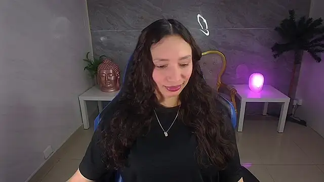 evageline s online show from September 9, 2025, 3:39 am