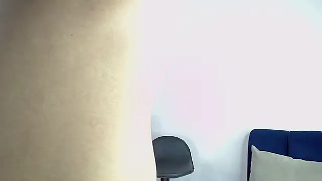 aleja spearsx online show from November 8, 2025, 11:32 am