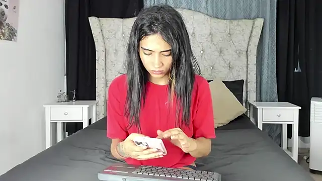 Snapshot of aleja_spearsx chatting on May 8, 2026, 11:59 am aleja spearsx online show from May 8, 2026, 11:59 am