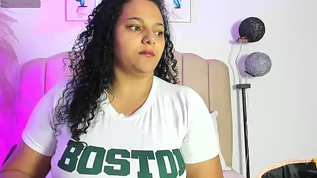 Snapshot of _aithanaa_ chatting on February 7, 2026, 3:38 pm aithanaa online show from February 7, 2026, 3:38 pm