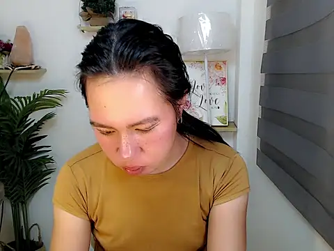 kimbratx online show from November 18, 2025, 10:36 pm