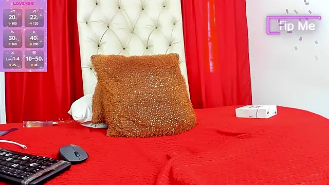 dulcee bella  online show from February 17, 2026, 8:15 pm