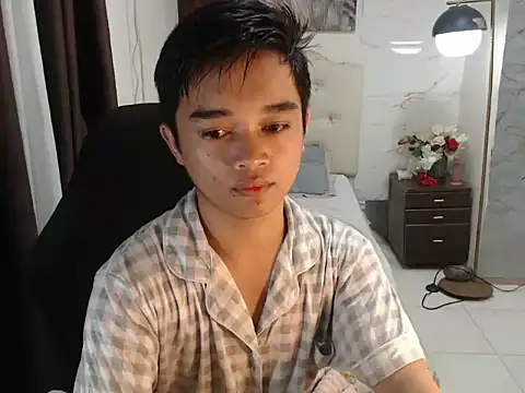 Snapshot of sexysam14 chatting on January 7, 2026, 12:13 am sexysam14 online show from January 7, 2026, 12:13 am