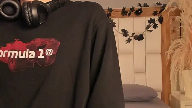 Daphne And Roger online show from January 6, 2026, 11:14 am