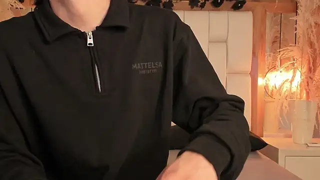 Daphne And Roger online show from January 10, 2026, 11:12 am