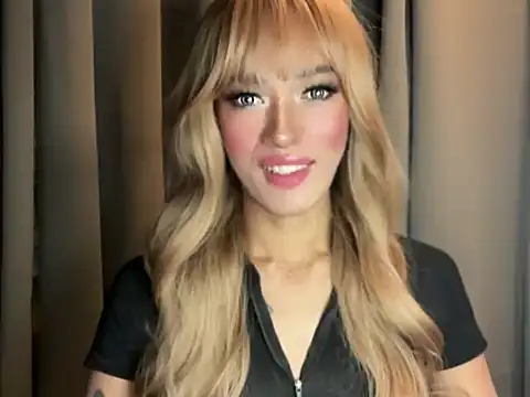 Lust-sluttymira online show from October 3, 2025, 7:44 pm