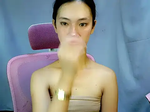 Ayabell123 online show from May 17, 2026, 3:26 am