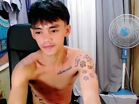 urhunky boy online show from September 22, 2025, 1:13 pm