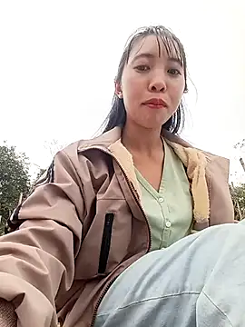 emaame68 online show from December 18, 2025, 2:06 am