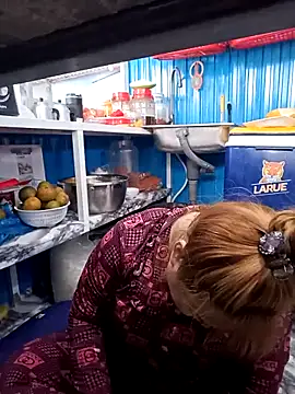 Cindy237st online show from February 11, 2026, 8:41 am