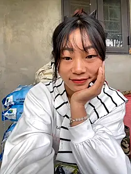 isaaa5 online show from October 12, 2025, 4:33 am