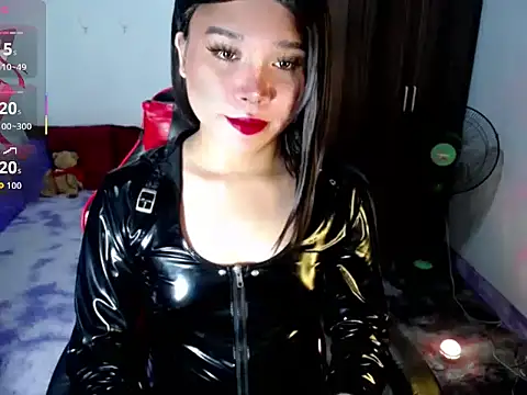 Snapshot of Urassiansweetcummer chatting on July 21, 2026, 12:29 pm Urassiansweetcummer online show from July 21, 2026, 12:29 pm