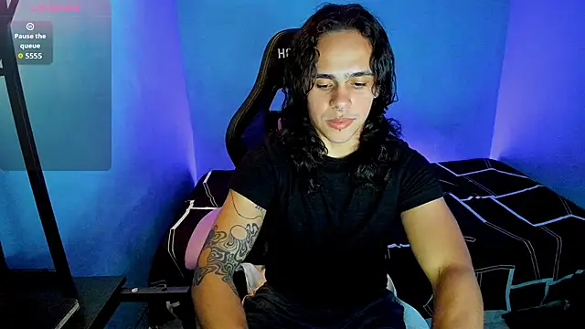 Snapshot of Maximiliano_scoott__ chatting on September 17, 2025, 3:41 am Maximiliano scoott   online show from September 17, 2025, 3:41 am