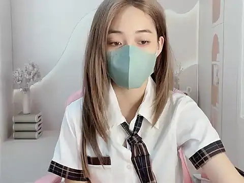 Snapshot of _KiuAnh_22 chatting on November 24, 2025, 10:42 pm KiuAnh 22 online show from November 24, 2025, 10:42 pm