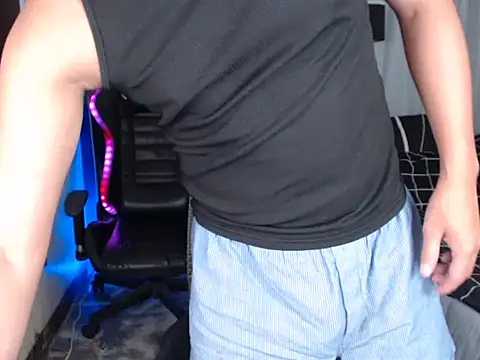 alexsuckable01 online show from May 15, 2026, 11:56 pm