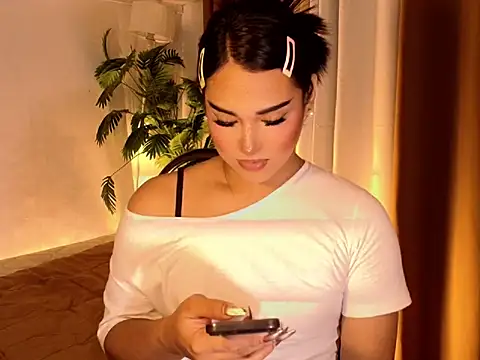 Snapshot of magnificent_kitana chatting on June 22, 2026, 5:54 pm magnificent kitana online show from June 22, 2026, 5:54 pm