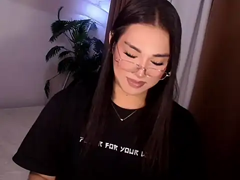 Snapshot of magnificent_kitana chatting on July 24, 2026, 10:30 pm magnificent kitana online show from July 24, 2026, 10:30 pm