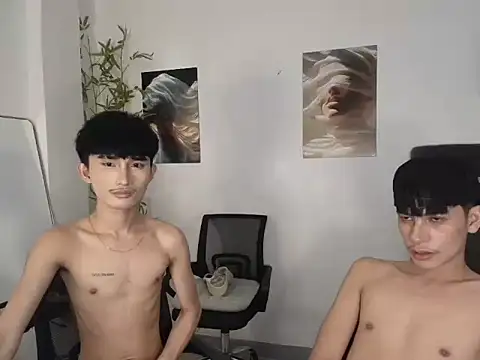 Snapshot of twink_pinoy chatting on June 2, 2026, 3:25 pm twink pinoy online show from June 2, 2026, 3:25 pm