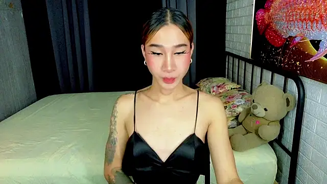 TRANSGODDESSA online show from October 3, 2025, 7:55 pm