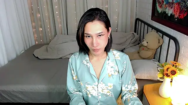 TRANSGODDESSA online show from December 20, 2025, 2:07 am