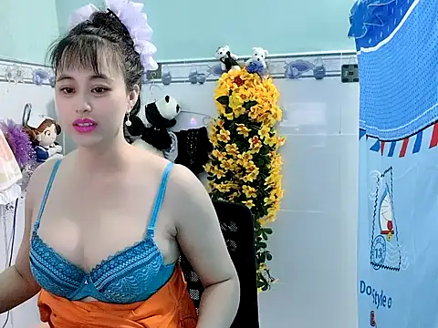 emgaixinhngoan online show from September 22, 2025, 3:41 am