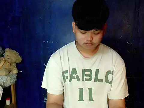 Reynelcock online show from January 14, 2026, 2:33 pm