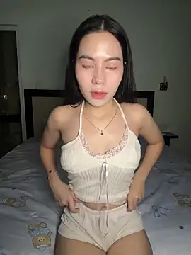 -katinat- online show from September 28, 2025, 1:27 pm