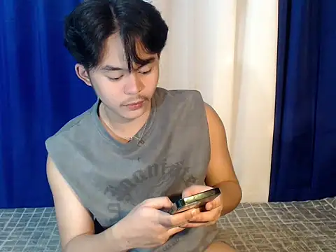 urguy toshi online show from October 6, 2025, 4:48 pm