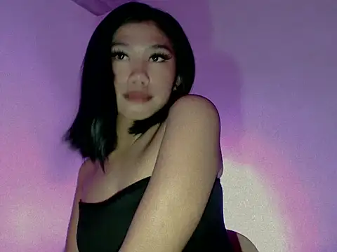 Maxine Sucks online show from October 24, 2025, 1:07 pm