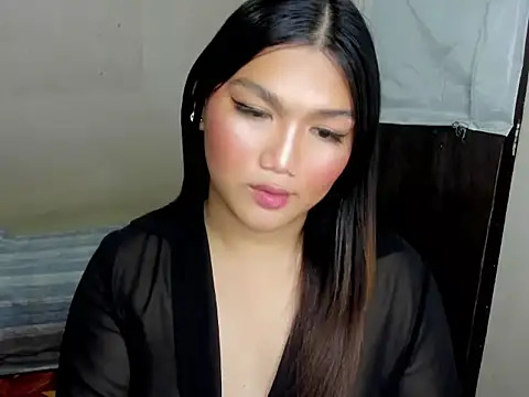 Lou heart online show from October 22, 2025, 3:56 pm