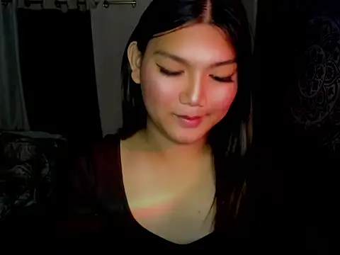 Lou heart online show from December 18, 2025, 10:43 am