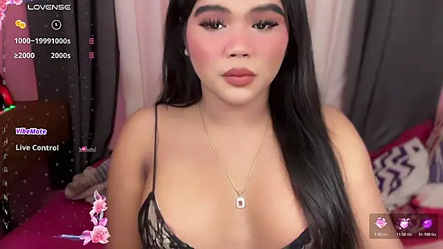 Snapshot of ursweet_sofia chatting on July 14, 2026, 11:05 am ursweet sofia online show from July 14, 2026, 11:05 am