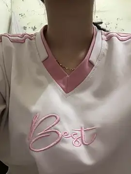 meomeo2k6 online show from October 15, 2025, 7:41 am