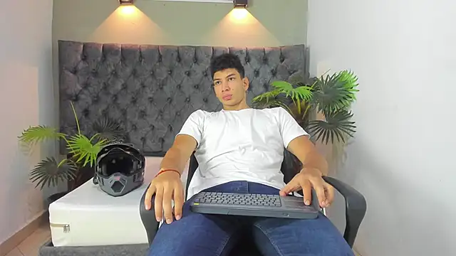 ALAN REDINGER online show from September 15, 2025, 1:00 pm